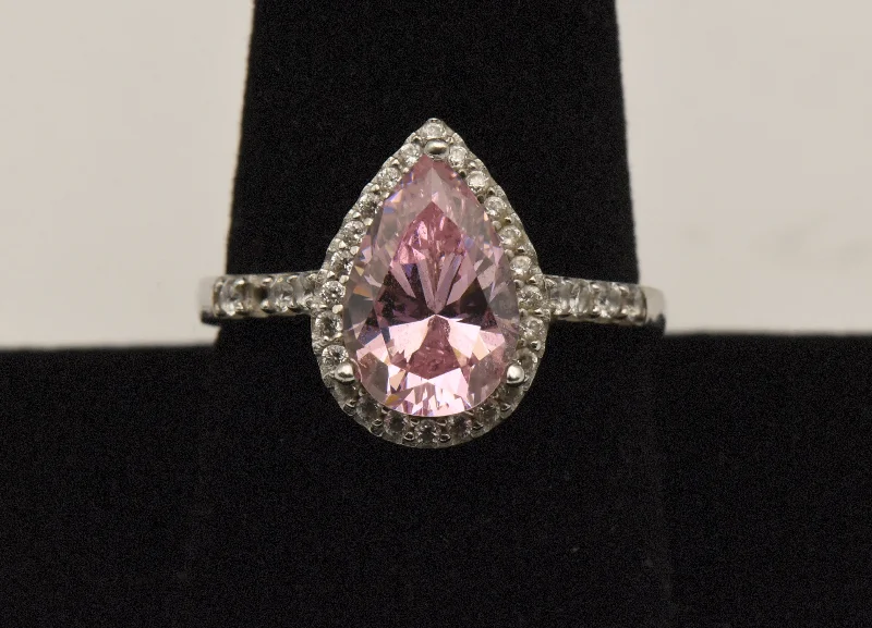 Elegant Men’s Wedding Ring-Vintage Sterling Silver Pink Cubic Zirconia Halo Ring - Size 9.25 - Missing Stone