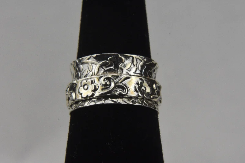 Bridal Ring Set for Weddings-Sterling Silver Floral Embossed Spinner Ring - Size 6