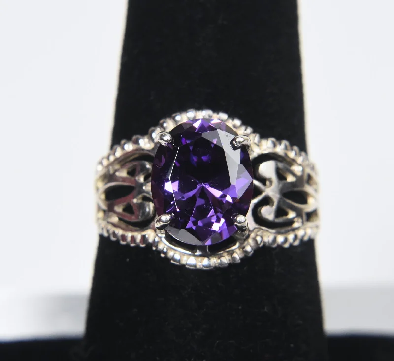 Classic Wedding Band with Sapphire-Sterling Silver Amethyst Pierced Design Ring - Size 7