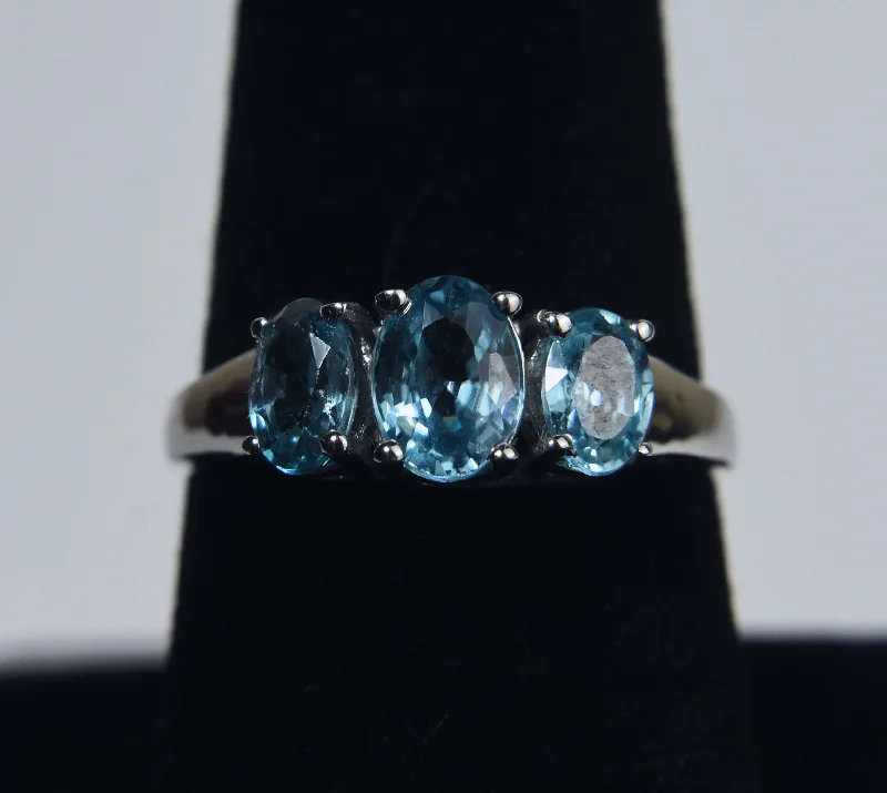 Birthstone Engagement Ring for Women-Sterling Silver Blue Topaz Ring - Size 8