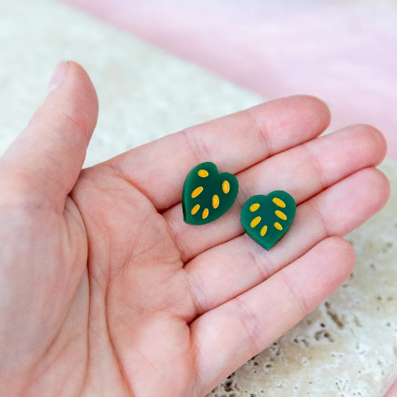 Trendy Earrings for Special Occasions-Monstera Leaf Earrings