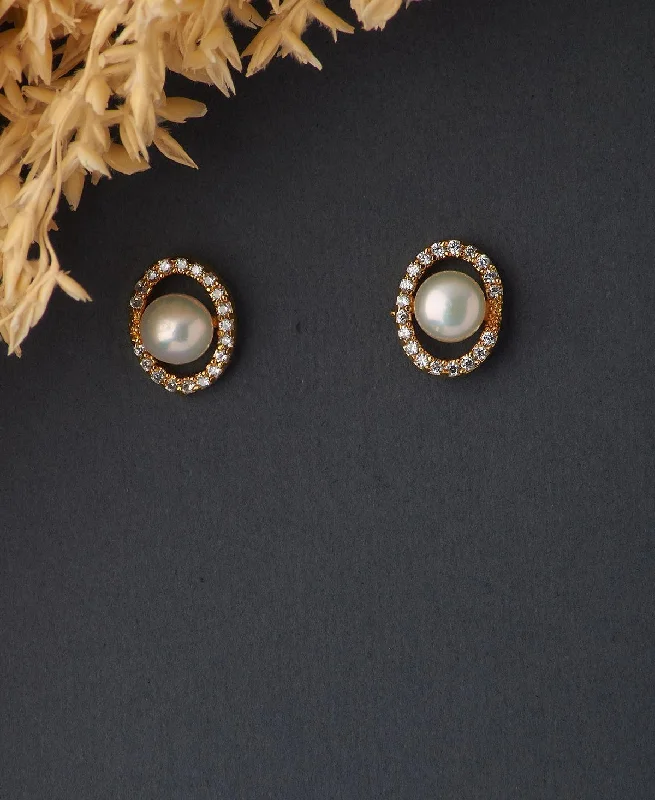 Dazzling Earrings for Night Parties-Trendy Pearl Stud Earring