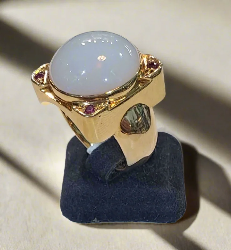 Simple Gold Ring for Women-Ring in 18k gold with white Opal (Australian) and rubies