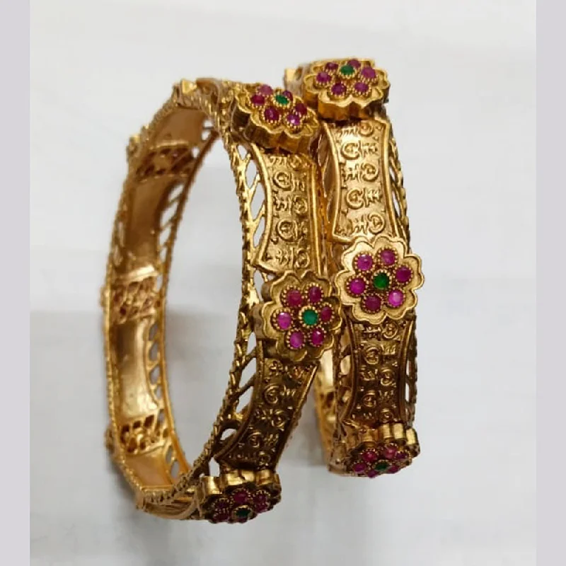 Large Gold Bangles for Wedding Celebrations-Niyansh Bangles Pota Stone Gold Plated Bangles Set - 11241007