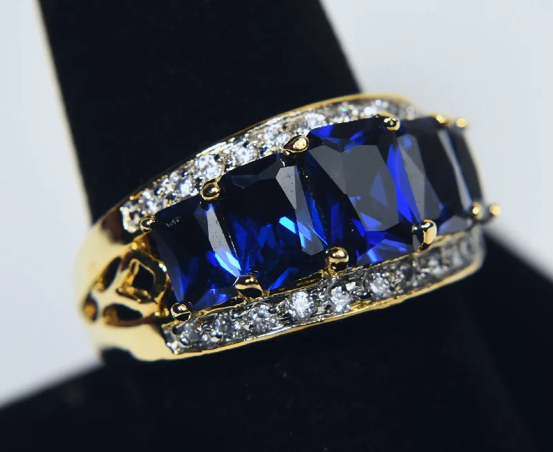 Classic Titanium Wedding Ring-Gold Tone Imitation Blue Sapphire Ring - Size 9