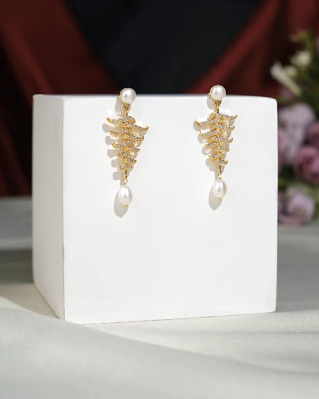 Luxury Gold Earrings for Anniversary-Vintage Hang Earrings