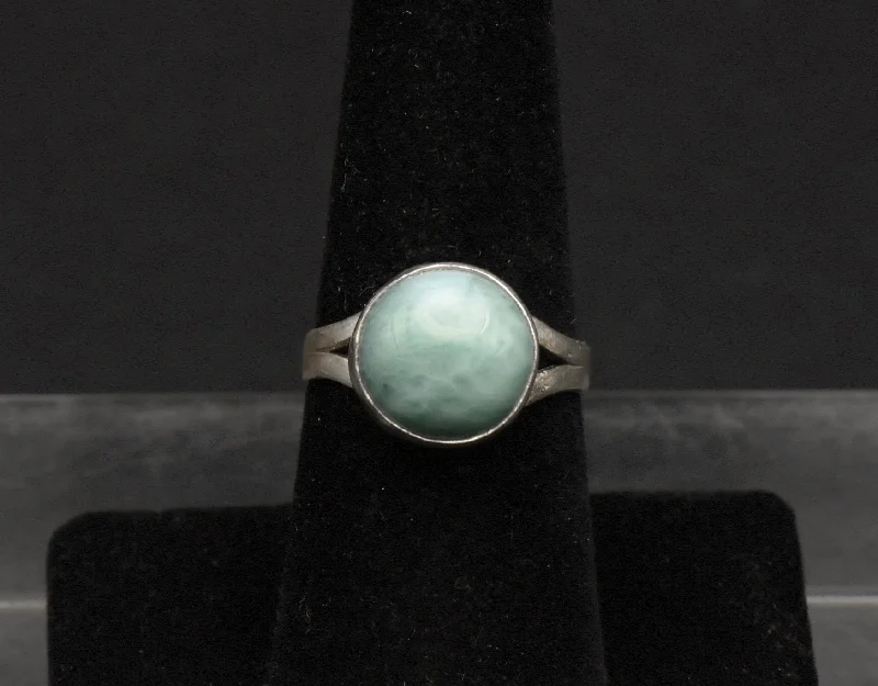 Sterling Silver Ring with Gemstones-Vintage Larimar Sterling Silver Ring - Size 7.25