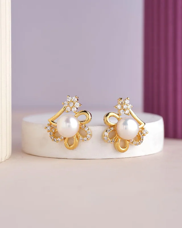 Modern Gold Earrings-Pretty Stud Pearl Earring