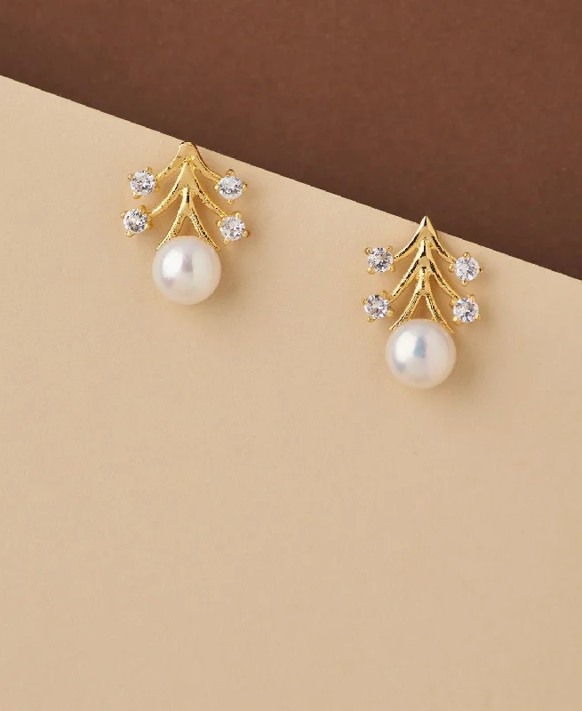 Round Earrings for Every Occasion-Trendy Real Pearl Stud Earring