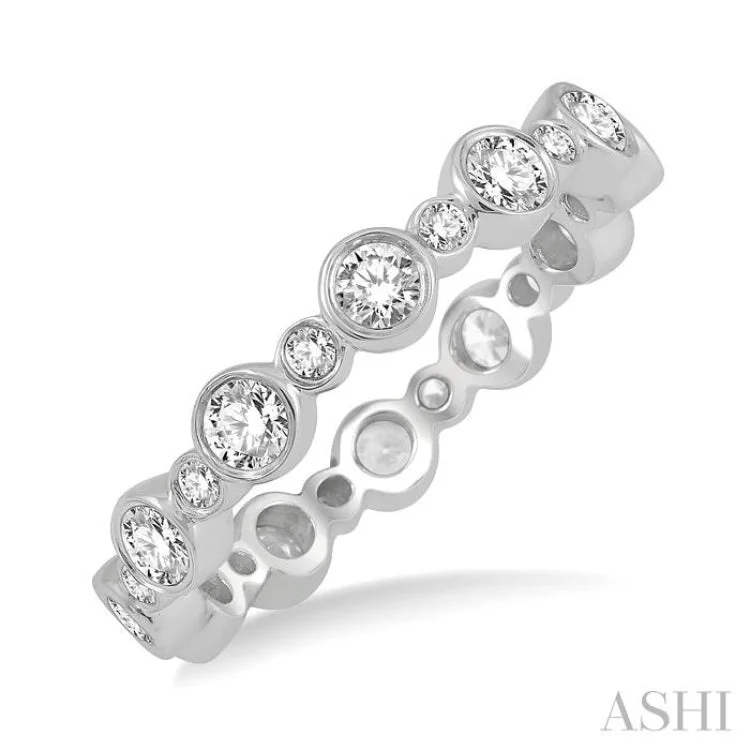 Men’s Silver Ring for Fashion-1 ctw Circular Mount Round Cut Diamond Eternity Wedding Band in 14K White Gold