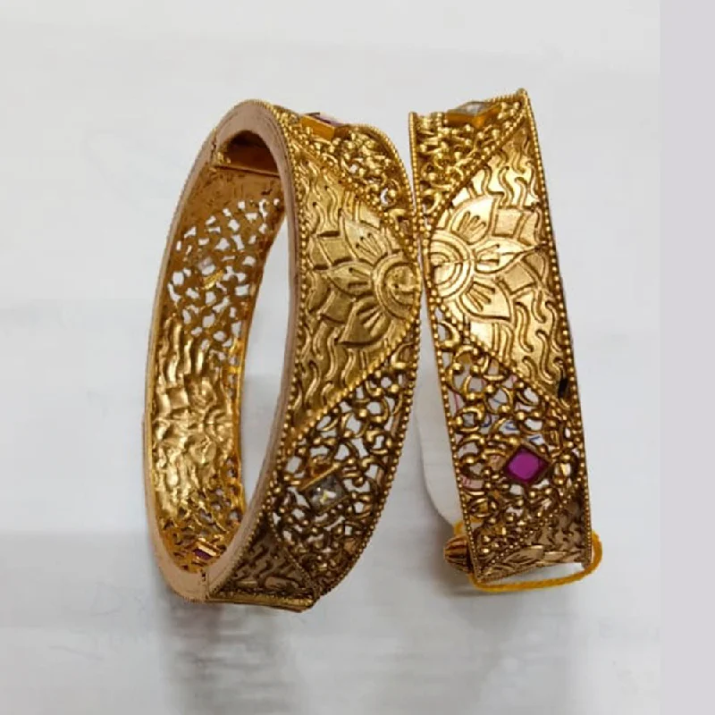 Custom Bangles for Bridesmaids Gifts-Niyansh Bangles Pota Stone Gold Plated Bangles Set - 11241008