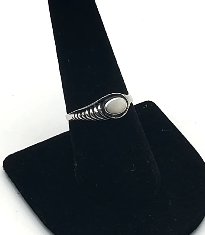 Custom Wedding Band for Couples-Beautiful Vintage Modern Design Sterling Silver Mother of Pearl Ring - Size 8