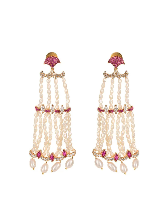 Beautiful Drop Earrings for Elegant Look-Traditional Pearl Hanging Earrings