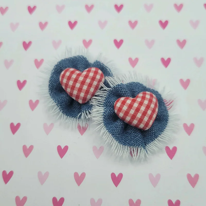 Flower Shaped Earrings-Jean Rosette Gingham Heart Clip-on Earrings