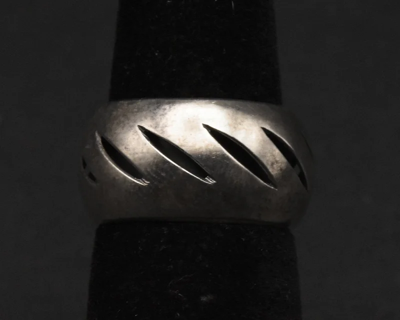 Custom Engraved Ring for Couples-Vintage Sterling Silver Band - Size 6.25