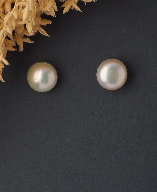 Statement Earrings for Bold Fashion-Simple Pearl Stud Earring