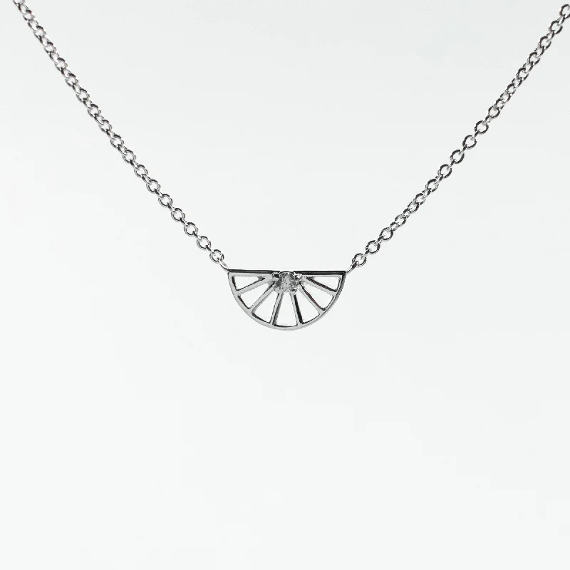 Fine Gold Necklace for Luxury Look-Silver Half Wheel Shaped Necklace