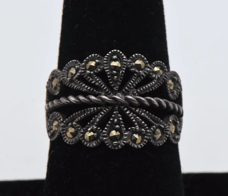 Classic Gold Wedding Ring-Vintage Sterling Silver and Marcasite Filigree Ring - Size 7.75