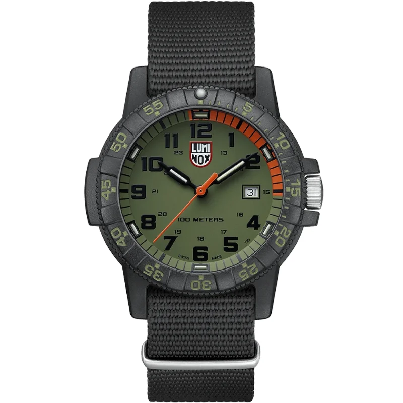 Men's Watches with Stainless Steel Mesh Band-Luminox Leatherback Sea Turtle Giant Series 0337