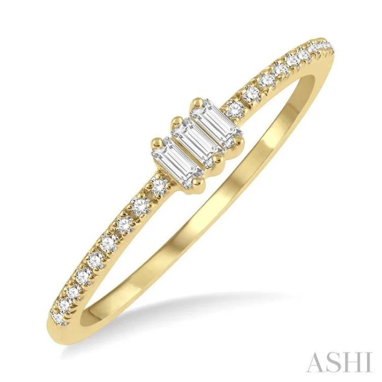 Luxury Wedding Ring for Anniversary-1/5 Ctw Baguette and Round Cut Diamond Petite Fashion Ring in 10K Yellow Gold