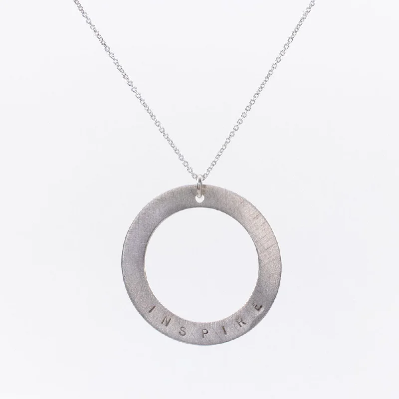 Layered Necklace for Trendy Looks-Large Slim Halo Necklace