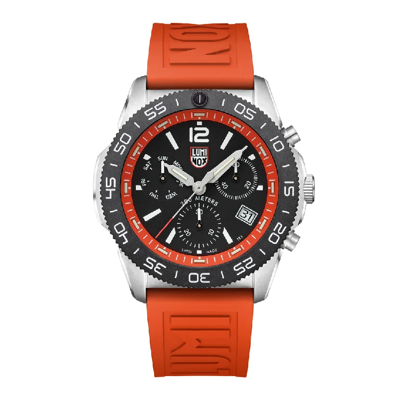 Minimalist Watches for Men and Women-Luminox Pacific Diver Chronograph Series 3149